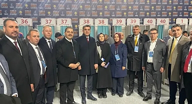 AK Parti Urfalı Delegelere Saat Hediye Etti