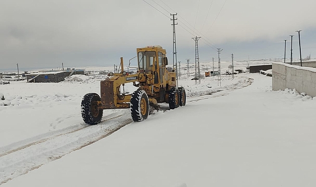 Büyükşehir Belediyesi, Karla Kapanan 250 Km Yolu Tekrar Ulaşıma Açtı