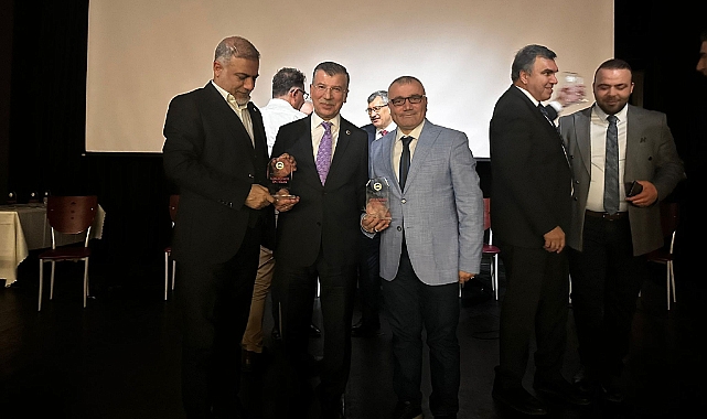 Kulis TV’ye en iyi Dijital Mecralar ve Sosyal Medya Ödülü