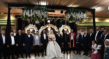 Okat ve Şeker Ailesinin Mutlu Günü
