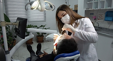Sigara: Dişlerinizi Çürüten, Gülüşünüzü Bozan Sessiz Düşman!