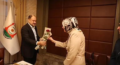 Başkan Gülpınar 'dan 8 Mart Dünya Kadınlar Gününde İdari İzin Müjdesi