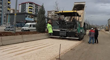 Büyükşehir Belediyesi, Maşuk TOKİ Yolu'nda 3 . Etap Asfalt Çalışmalarına Başladı