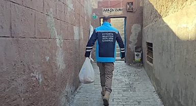 Eyyübiye'de yüzlerce aileye iftar yemeği dağıtılıyor