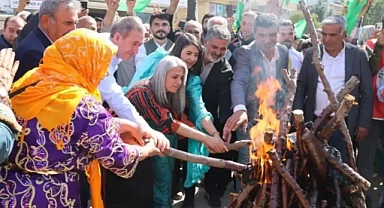 İşte Şanlıurfa’daki Newroz Etkinliklerinde Sahne Alacak Sanatçılar