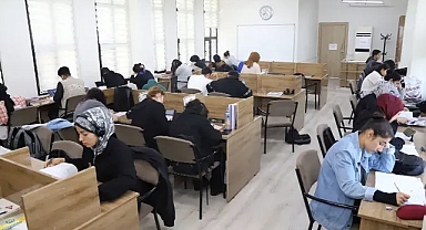 Karaköprü’deki okuma evleri gençlere destek oluyor