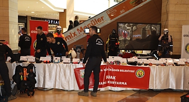 Şanlıurfa Büyükşehir Belediyesi, Deprem Haftası'nda Vatandaşları Bilinçlendirdi