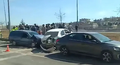 Şanlıurfa’da zincirleme kaza! 2 kişi yaralandı!