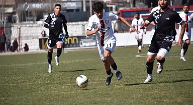 Siverek Belediyespor, Dersimspor'u farklı yendi
