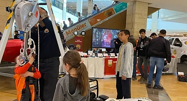 ŞUAK Ekibinden Piazza AVM’de Tanıtım ve Bilgilendirme Etkinliği