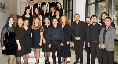 Tıp Fakültesi korosundan Tıp Bayramı özel konseri