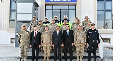 Vali Hasan Şıldak, Bozova İlçe Jandarma Komutanlığı’nı Ziyaret Etti