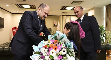 Başkan Gülpınar, öğrencileri makamında ağırladı