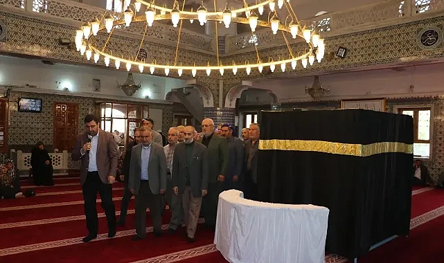 Hacı Adayları Kâbe Maketi Etrafında Tavaf Heyecanı Yaşadı