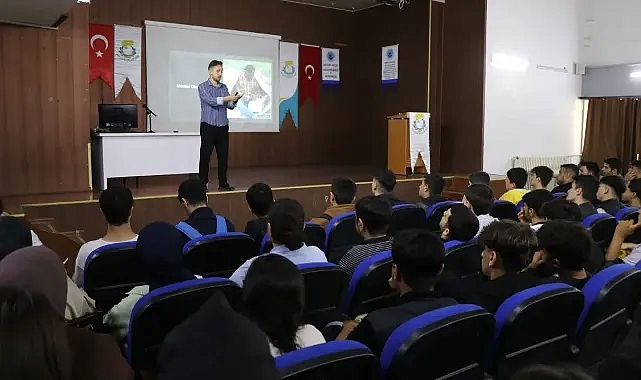 Haliliye Belediyesi'nden Üniversite Sınavına Hazırlanan Gençlere Motivasyon Desteği