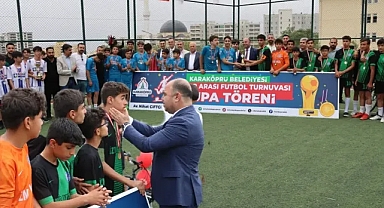 Karaköprü 'de Fair Play Rüzgarı : Bir Turnuva İki Şampiyon!