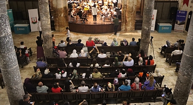 Şanlıurfa’da 23 Nisan Coşkusu Konserle Kutlandı