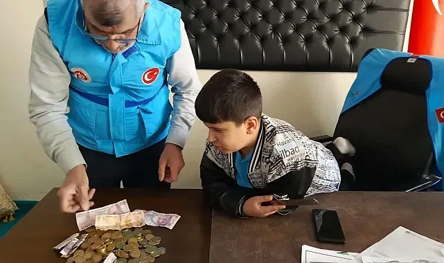 Şanlıurfa’da miniklerden yürek ısıtan hareket!