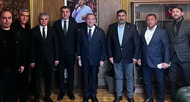 Şanlıurfaspor yönetimi ziyaret etti! Bozdağ destek sözü verdi!
