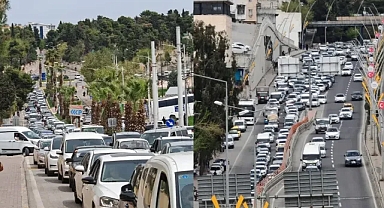 Sürücüler dikkat! Şanlıurfa'da trafik yoğunluğu sürüyor!