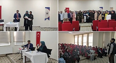“Babam M. Akif İnan” Konferansında Duygusal Anlar Yaşandı