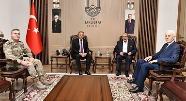 Eski İçişleri Bakanı Abdülkadir Aksu’dan Şanlıurfa Valiliğine Ziyaret