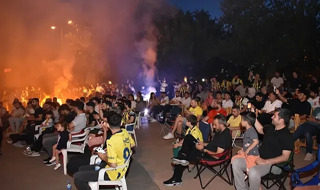 Final Four Coşkusu Tarihi Paşa Konağı’nda Yaşandı