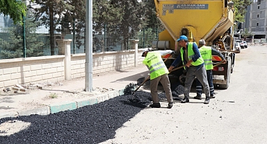 Haliliye Belediyesi’nden Veysel Karani Mahallesi’ne Sıcak Asfalt Çalışması