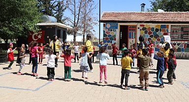 Haliliye'de Psikologlar Öğrencilerin Yanında