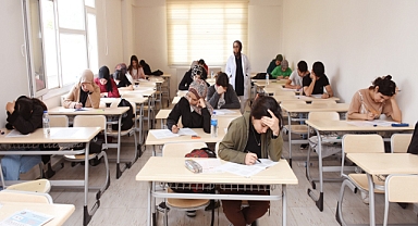 Hilvan Belediyesi Bilgi Evi’nden Gençlere Başarı Desteği