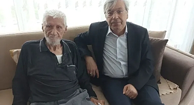 Kurtoğlu ziyaret etti! Urfa’nın ulu çınarı Naci İpek, yıllara meydan okuyor!