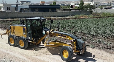 Büyükşehir, Eyyübiye’de Kırsal Mahalle Yollarını Yeniliyor