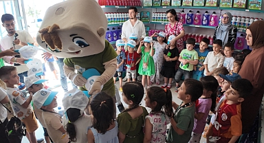 Haliliye Belediyesi’nden Takdir Alan Öğrencilere Karne Hediyesi