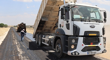 Hilvan Kırsalına Karayolları Standartlarında 8 Km’lik Konforlu Yol