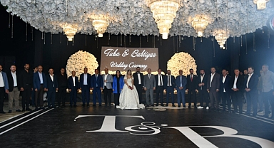 İzol ve Bucak Ailesinin Mutlu Günü