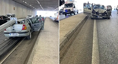 Şanlıurfa’da talihsiz kaza! Otomobil aydınlatma direğine çarptı!