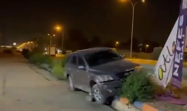 Urfa’da hızını alamayan otomobil kaza yaptı!