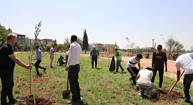 Viranşehir Belediyesinden Öğrencilerle Ortak Çevre Çalışması