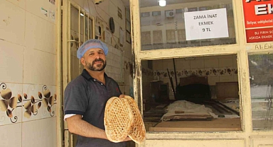 12 liralık ekmeği 9 liradan satıyor: Fırıncılara kızdı, indirim yaptı