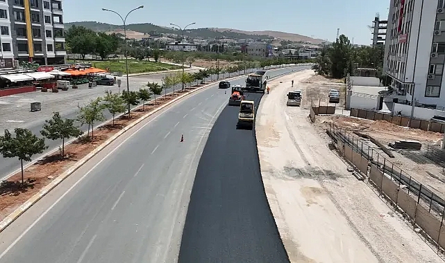 Buluntu Hoca Bulvarı’nda asfalt çalışmaları başladı