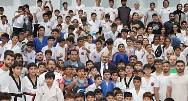 Büyükşehir Belediyesi, 2025 Yaz Spor Okulları Sezonunu Coşkuyla Açtı
