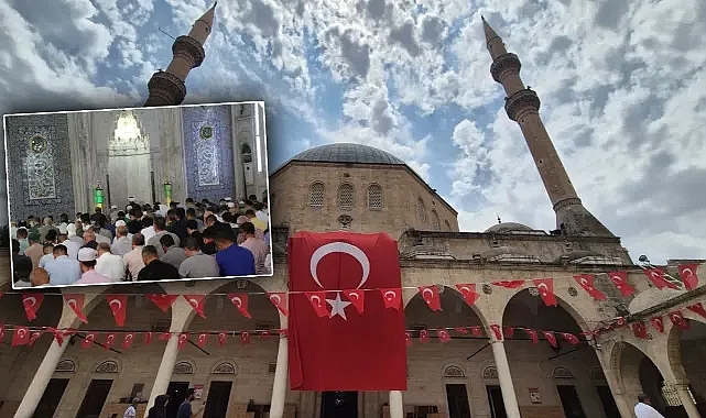 Urfa’da 15 Temmuz’da dualar edildi!
