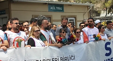 Urfa’daki bıçaklanma olayına hastane bahçesinde tepki!