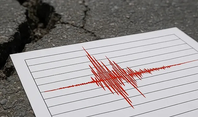 3.9'luk deprem sabaha karşı salladı!