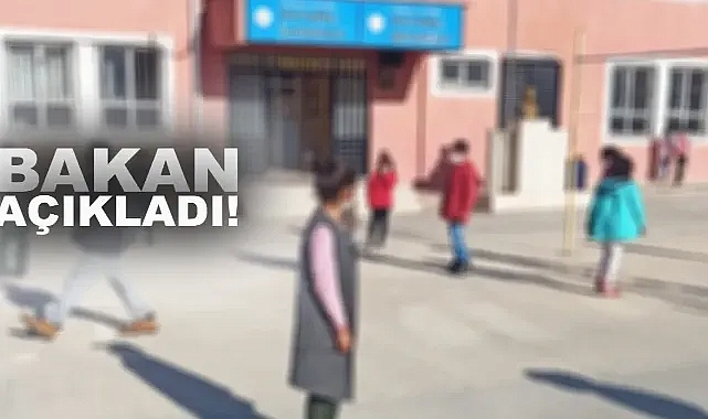 Yeni sezonda okul kıyafetleri nasıl olacak?