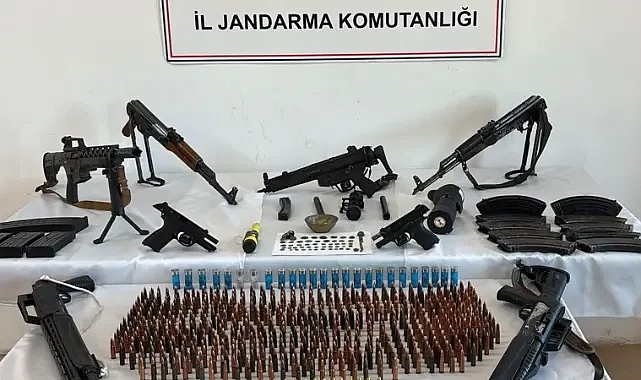 Şanlıurfa’da 3 adrese baskın! Cephane ele geçirildi!
