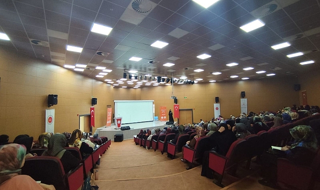 Şanlıurfa’da Kur’an Kursu Öğreticilerine P4C Eğitimi