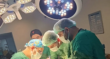 Viranşehir Devlet Hastanesi’nde Başarılı Rektum Kanseri Ameliyatı