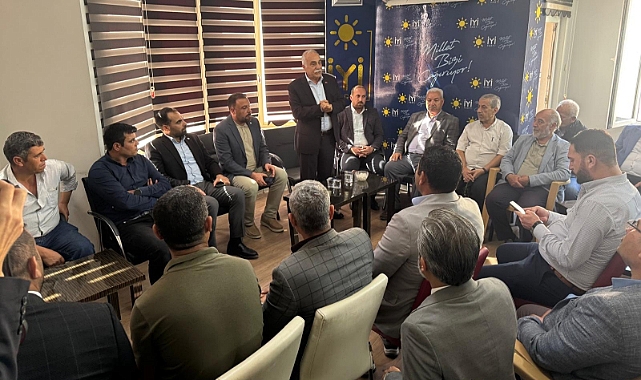 Ahmet Eşref Fakıbaba Şanlıurfa’da Esnaf ve Vatandaşlarla Buluştu