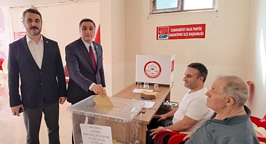 CHP Karaköprü İlçe Başkanlığı’nda Rıdvan Çoban Güven Tazeledi